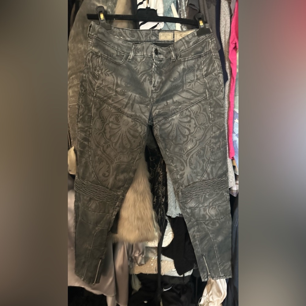 Rare all saints Brodie in silvery gray jacquard print moto style pants sz27
